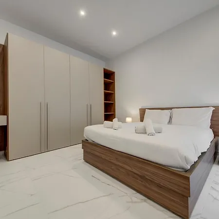 Apartment Stylish 1br With Sofabed & Backyard, By 360 Estates