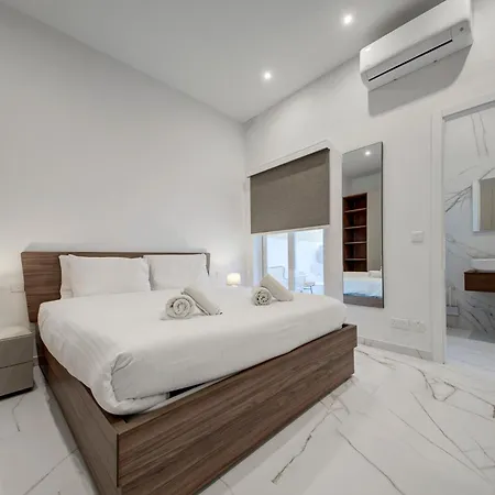 Stylish 1br With Sofabed & Backyard, By 360 Estates 公寓