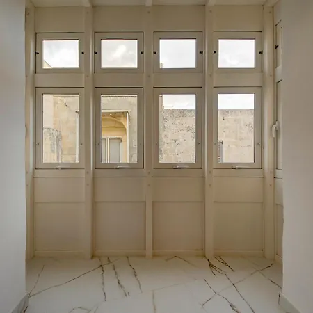 Stylish 1br With Sofabed & Backyard, By 360 Estates