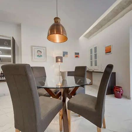 Stylish 1br With Sofabed & Backyard, By 360 Estates Apartment Attard